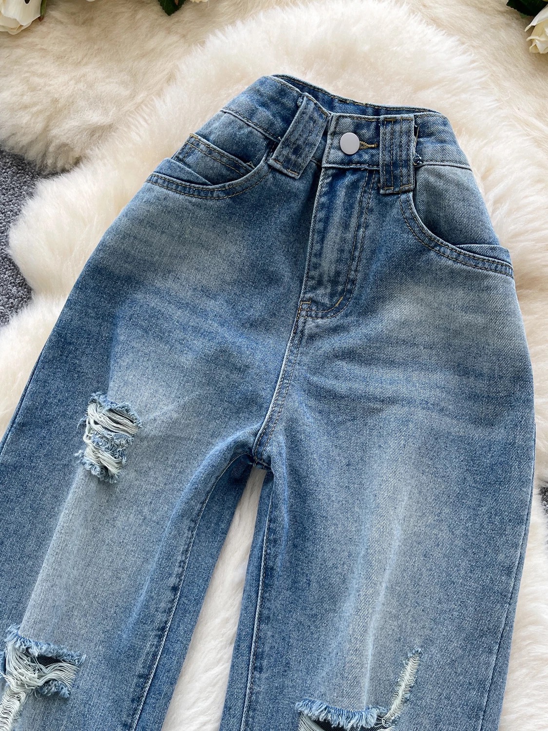 Summer nights  ripped jeans JN183 images